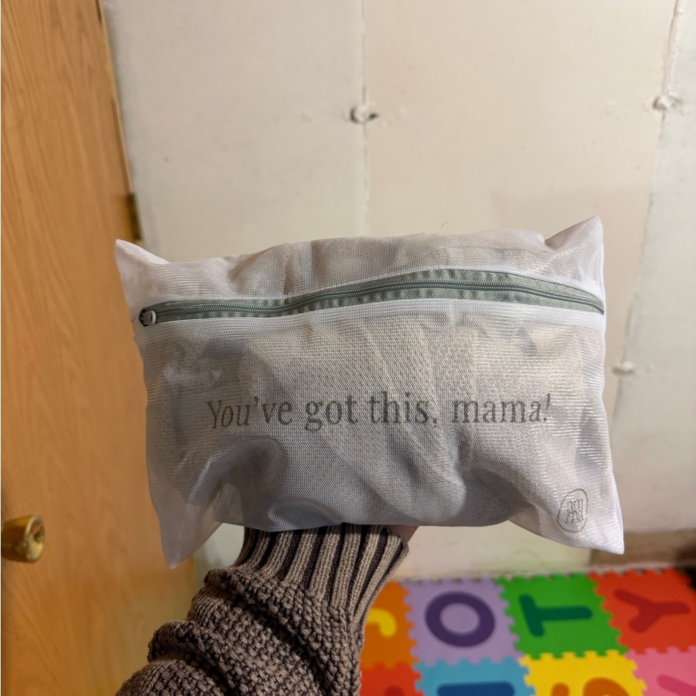 Natural Cocoon+  Amma Breast feeding cover BRAND NEW